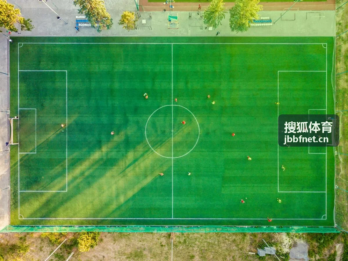 体育评论员